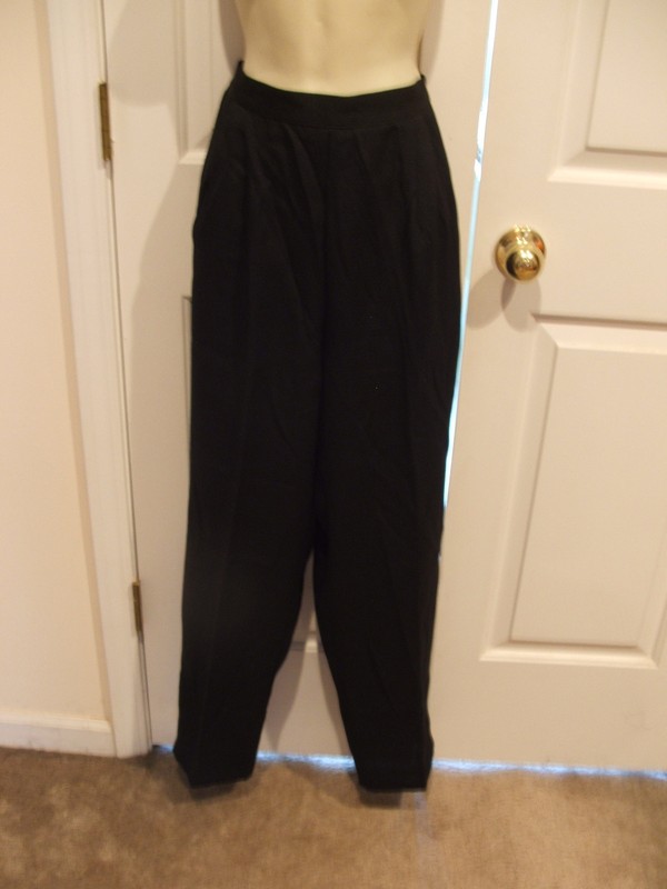 NEW IN PKG  PULL ON WAISTBAND  PANT  MADE IN USA SIZE 7/8  INSEAM-32