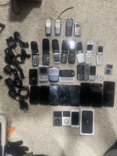 Mega Lot Of Cells Phones From Chirp Motorola To iPhone Have Chargers And Cables