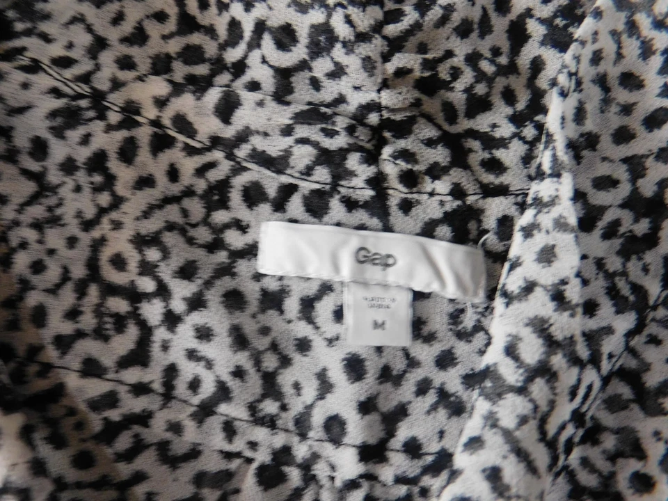 Gap Womens Blouse Medium gray designer sheer animal print casual top - Image 4 of 4
