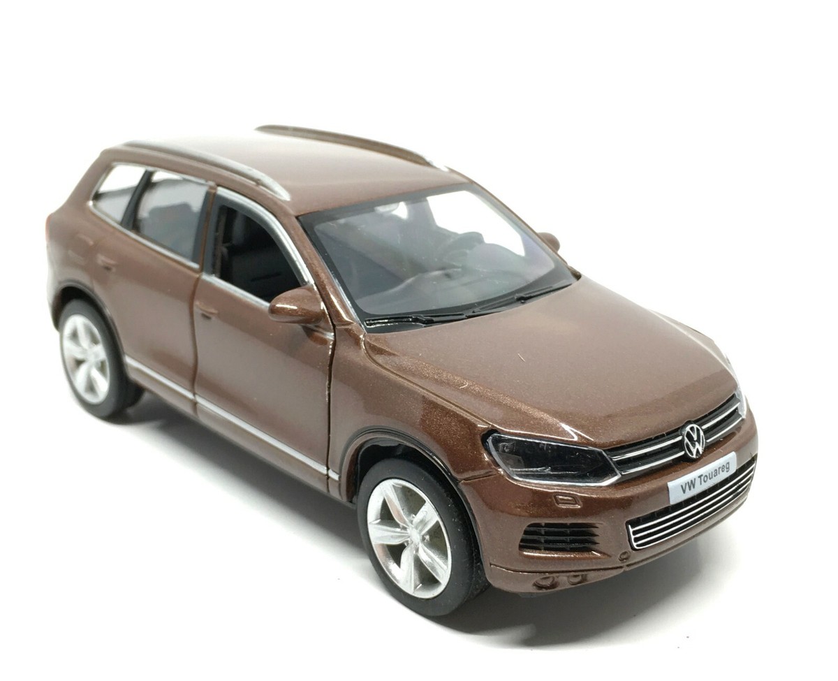 RMZ City Volkswagen Touareg Dark Brown 1/36 (4.5