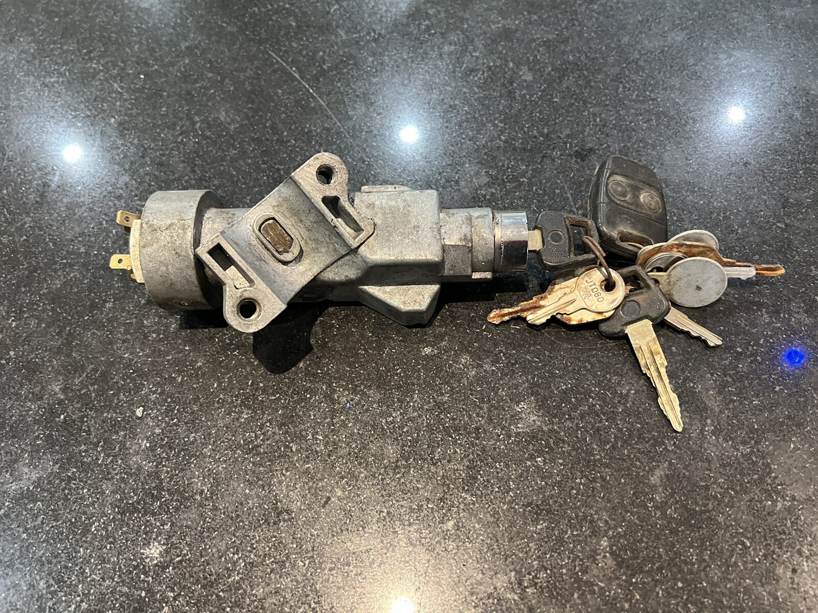 Land Rover Defender Ignition Barrel With Key