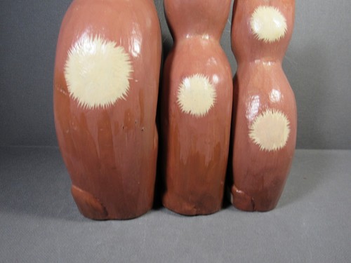 Trio gatti arte popolare dipinto a mano legno chiaro vintage 10" 7" e 5" colore cannella - Foto 11 di 20