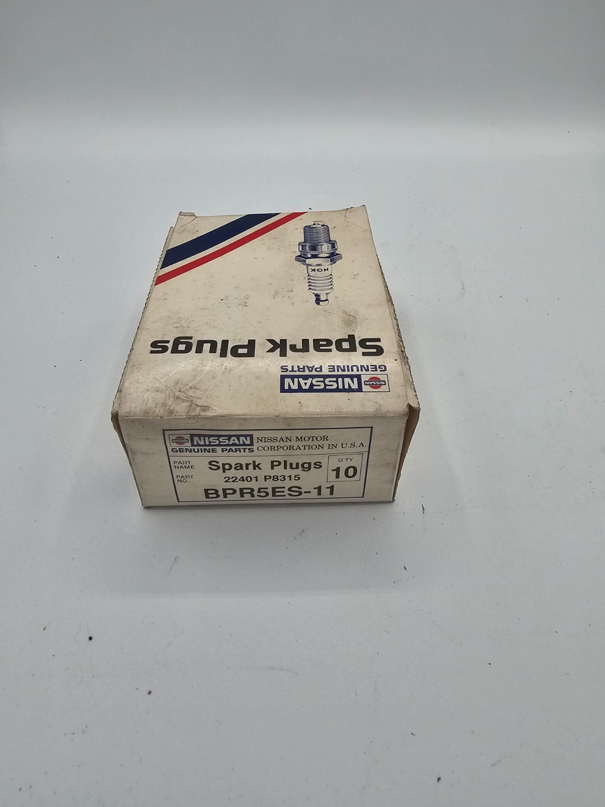 Genuine OEM NISSAN Datsun 310 280ZX Spark Plug Pack of 10 22401-P8315 BPR5ES-11