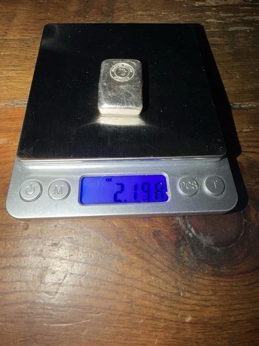 2 ONCES 2 OZ FINE .999 SILVER POURED BAR MAGGIE B