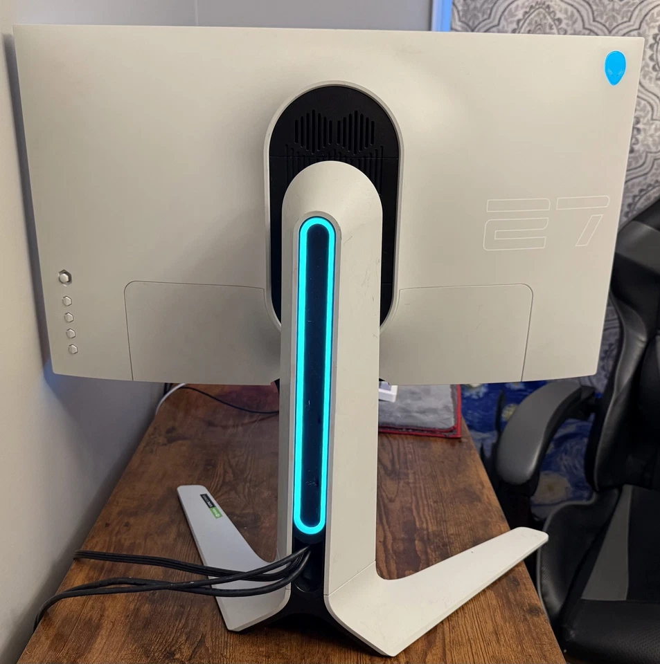 Dell AW2721D 27 Inch QHD 2560x1440 Alienware Gaming Monitor w/h Stand (Damaged) - Image 3 of 4