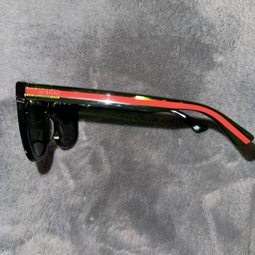 Occhiali da sole Gucci con custodia e accessori GG0057SK 56-18-145 L lenti scure - Foto 12 di 22