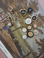 Lot Of 15  Stamped Designer Button Chanel Button Gold Silver Tone 