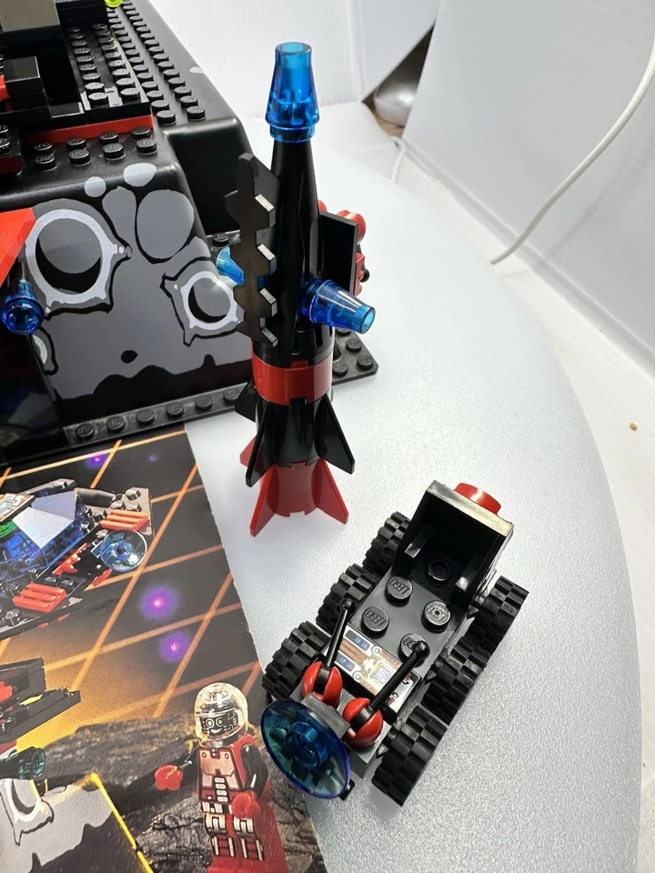 Lego 6959 Space Spyrius LUNAR LAUNCH SITE Complete w/Instructions - Image 3 of 4