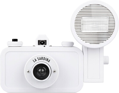 Lomography La Sardina & Flash - DIY
