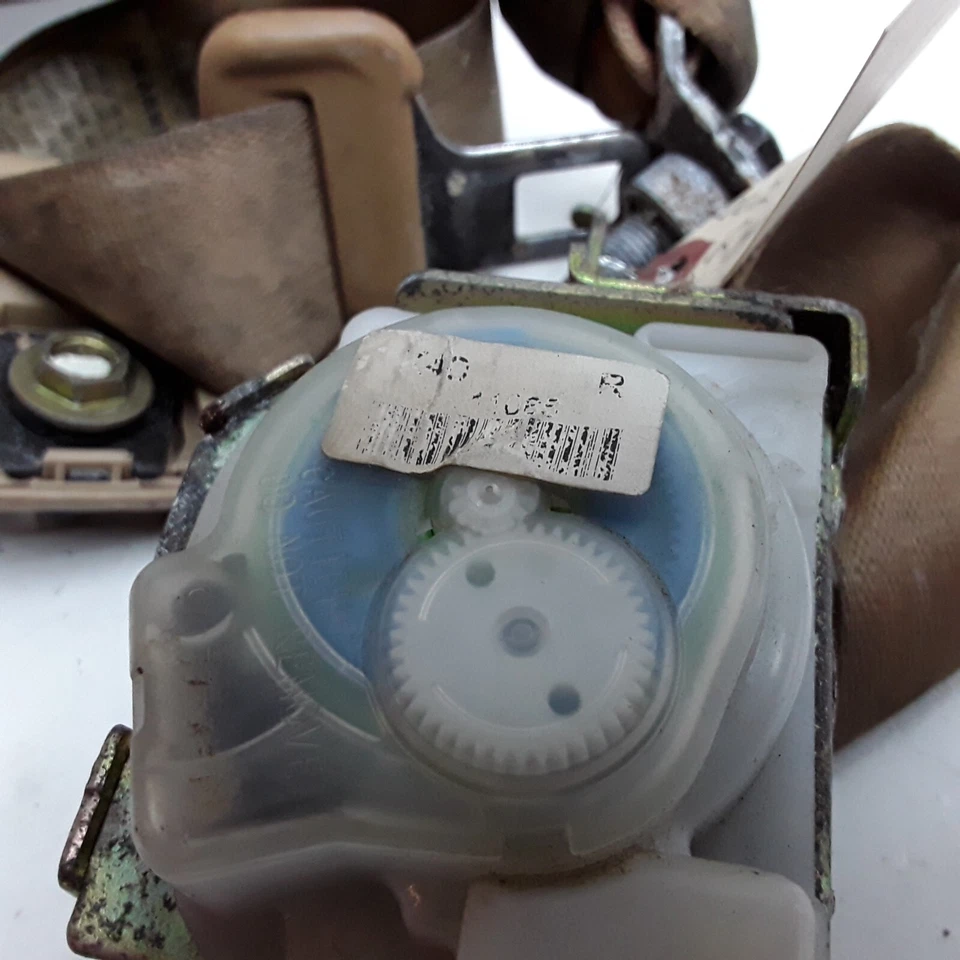 02 03 04 is Susie Axiom right front passenger seat belt retractor Brown OEM - Image 2 of 3