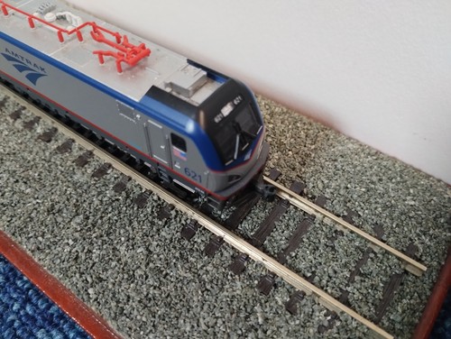 Kato N Gauge US Amtrak Diesel Electric locomotive. - Picture 6 of 6