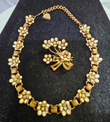 1950's goldtone Choker Necklace & Brooch Pin SET flower white enamel clear pearl
