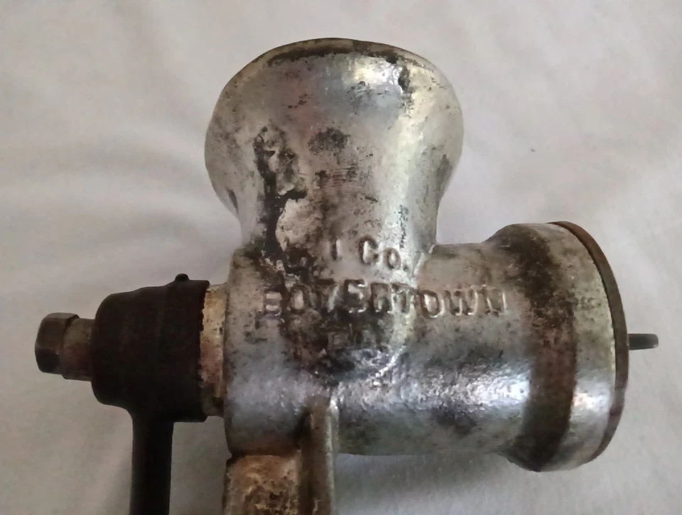 Vintage Keystone Meat Grinder No 10 Hand Crank Table Mount - Image 4 of 4