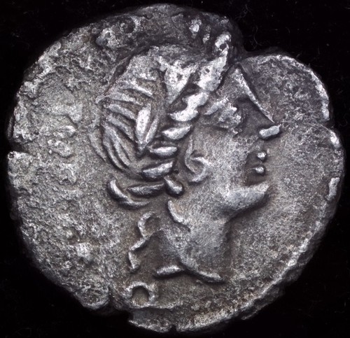 97 BC Roman Republic Silver Quinarius C. Egnatuleius Rev: Victory Standing Left