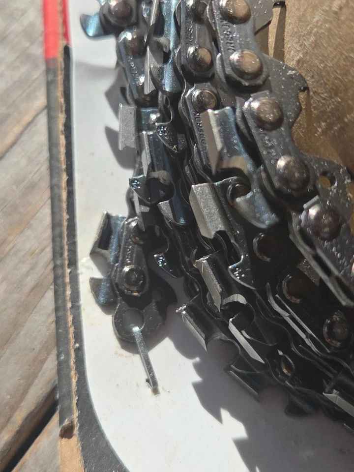 Cadena de sierra Oregon Powercut, 0,325" | 22LGX100U 100 ft para Stihl Foto 3 de 4