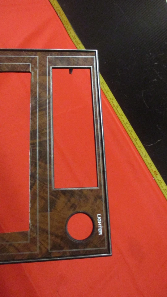 1978-1988 OLDSMOBILE CUTLASS RADIO BEZEL - Image 2 of 4