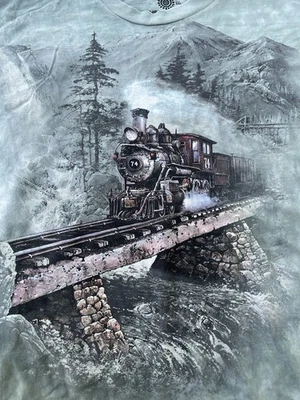 Camiseta La Montaña Locomotora 74 Talla 2XL Nueva - Imagen 1 de 3