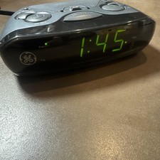 GENERAL ELECTRIC Model 7-4837B GE AM/FM Digital Alarm Clock Radio Vintage Tested