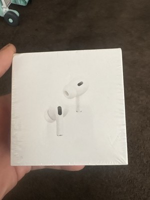 Apple AirPods Pro Bluetooth Ear Speaker White with Charging Case