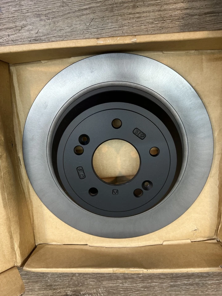 Conjunto de disco Hyundai Genesis 2008-2020 - freno trasero pieza OEM # 58411-3M300 Foto 4 de 4