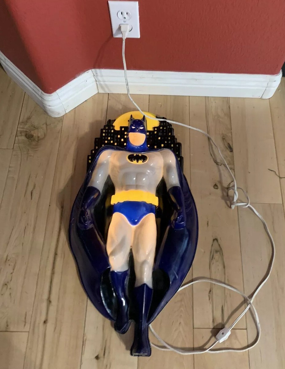 BATMAN ライト付き壁掛け彫刻 1992年 s-l1200.jpg