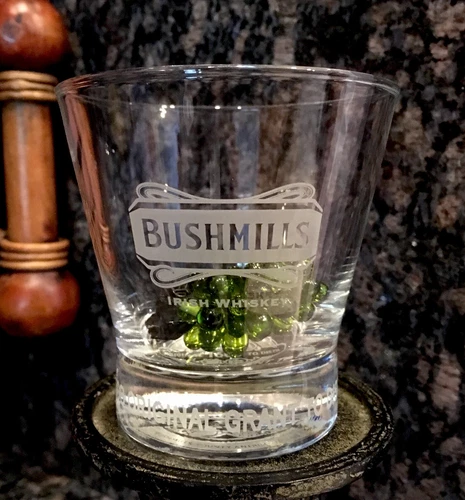 Limited Edition BUSHMILLS 1608 Grant to Distil 400th Anniversary Glass  PRISTINE