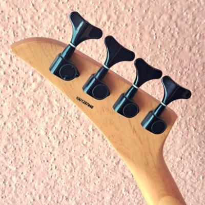Kramer Striker 422S BASSメタリックブラック Kramer Striker 422S BASS / Electric Bass Guitar | eBay