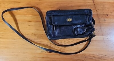 Vintage 80's Cross Body Purse  Taurus Collection Leather Black  M1