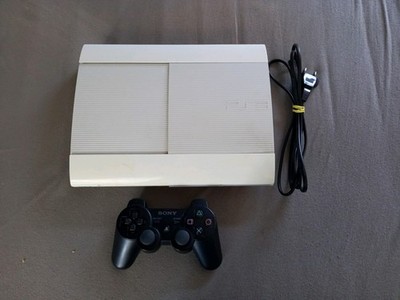 Sony PlayStation 3 Super Slim (weiß) mit Controller   voll funktionsfähig
