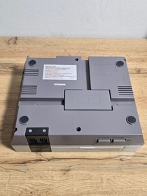 Nintendo Entertainment System NES Action Set with Duck Hunt/Mario Games - Boxed