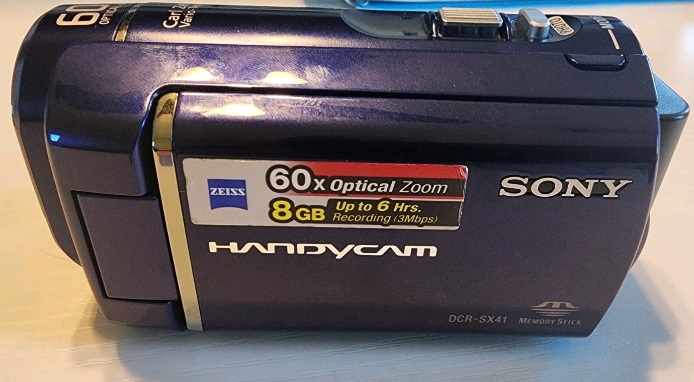 Sony DCR-SX41/L 8 GB Camcorder -  Blue