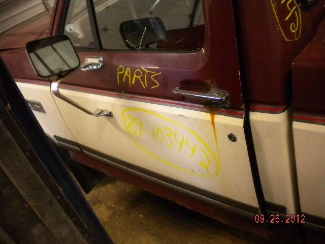 Radiator 8-302 1 Row C6 Transmission Fits 85-91 BRONCO 9853310 - Image 4 of 4