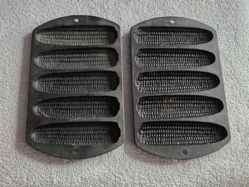 Vintage Pair Of Lodge Cast Iron 527C2 USA 5-Stick Corn Cob Cornbread Muffin Pans