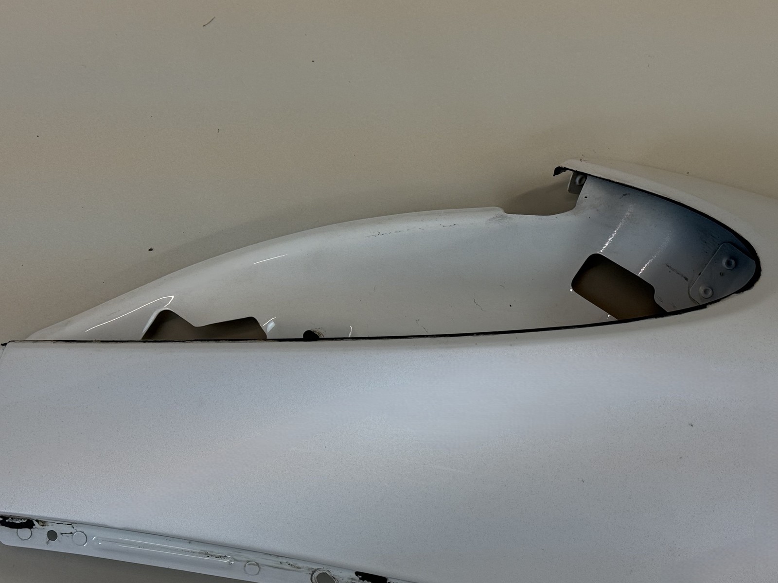 McLaren 540C 2015-2021 FRONT+LEFT Fender P/N 13A0895CP