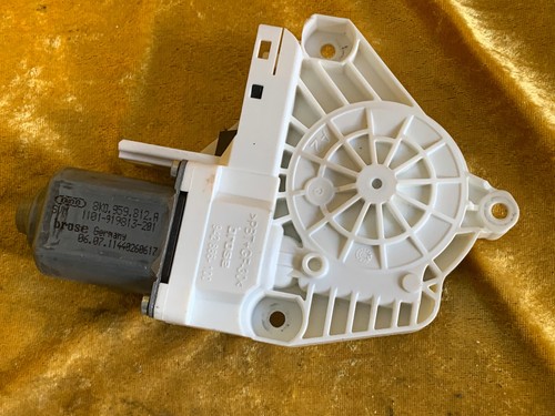 AUDI A1 / 8X 5-Türer Fensterhebermotor Motor Fenster Hinten Rechts 8K0959812A