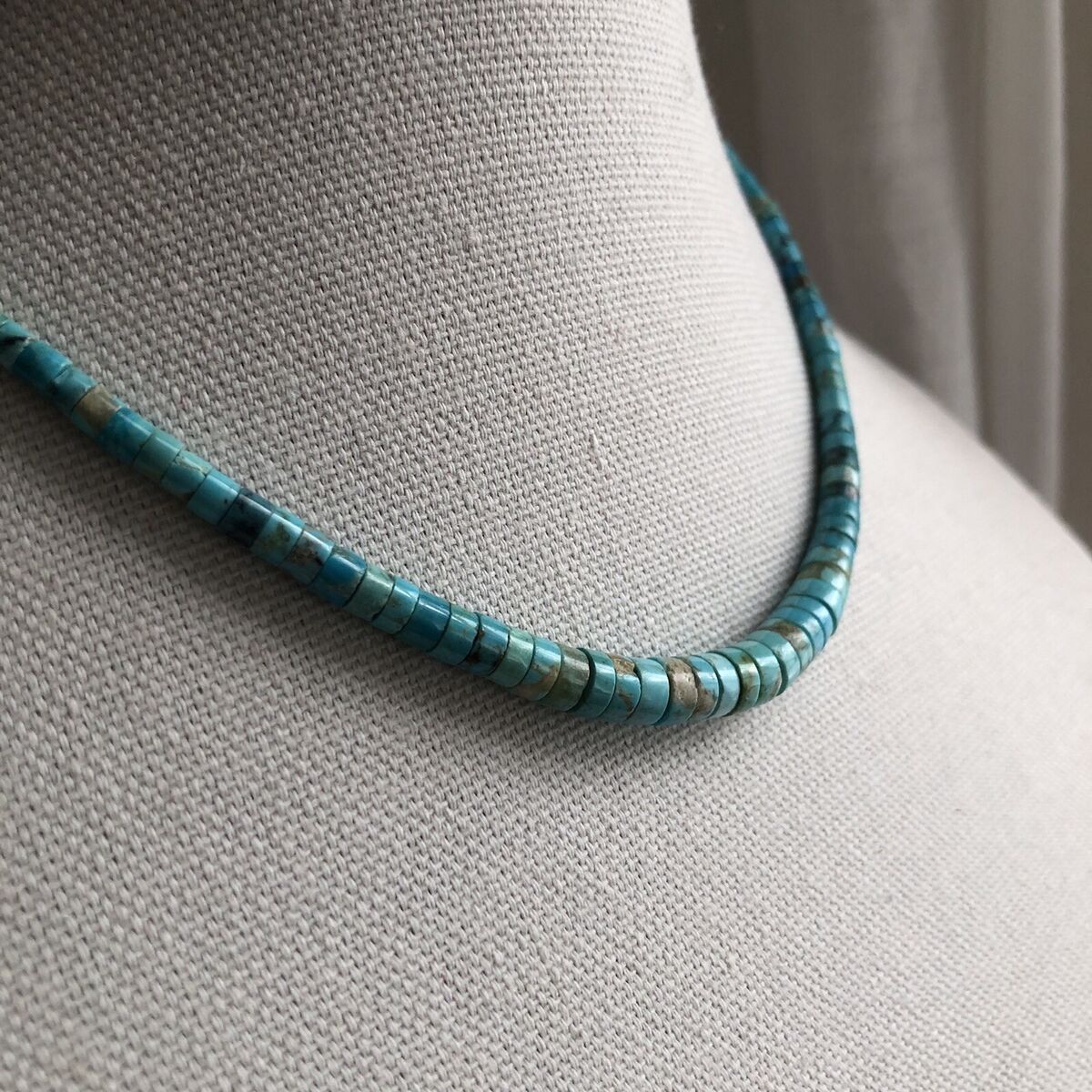 Native American Jewelry Marvelous Vintage Santo Domingo Green Turquoise Brass Necklace Native American Jewelry Marvelous Vintage Santo Domingo Green Turquoise Brass Necklace