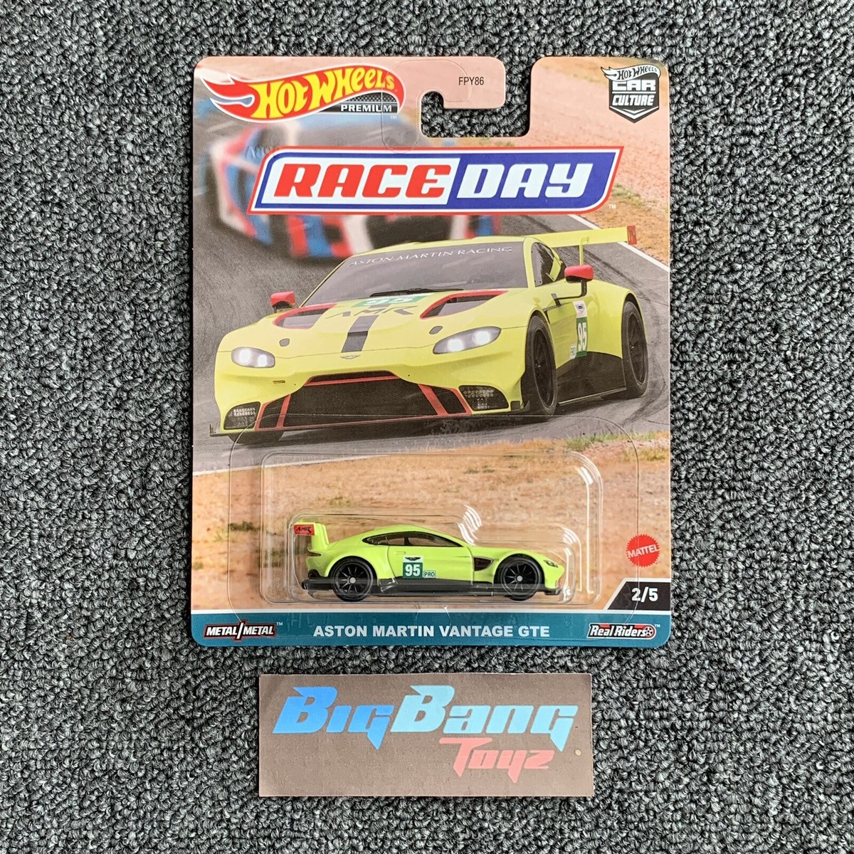 ホットウィール Aston Martin Vantage GTE 2/5 Hot Wheels Aston Martin Vantage GTE, HW Turbo 2/5 : Amazon