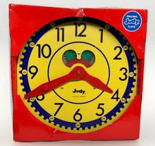 ORIGINAL JUDY CLOCK Wood Construction  Moveable Plastic Hands Activity Guide