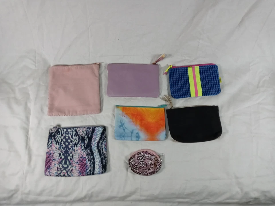 8 Assorted Ipsy Cosmetic Beauty Zipper Makeup Small Bags *Bundle* - Image 2 of 4