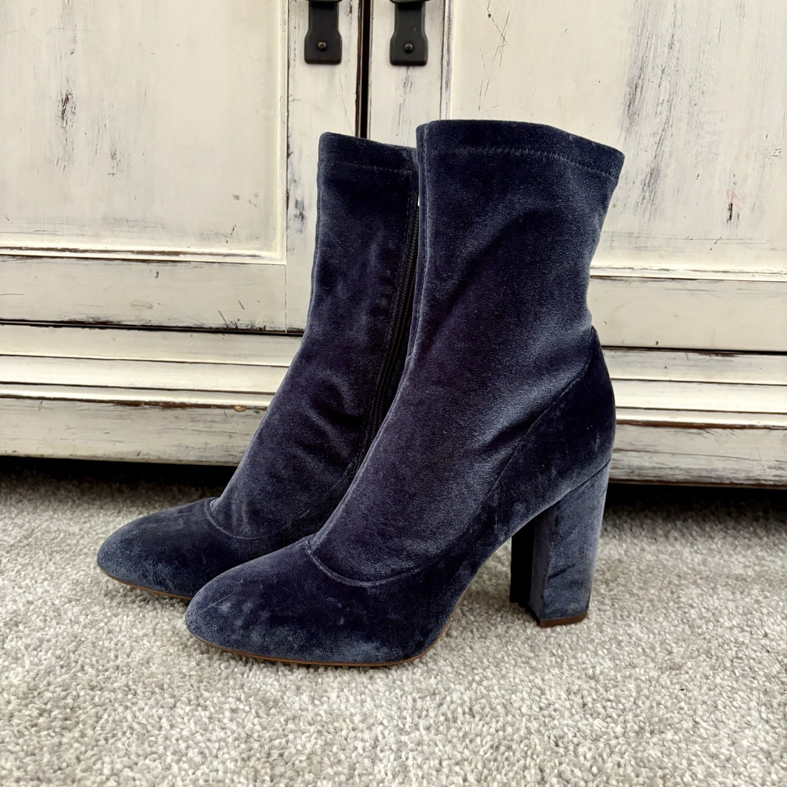Sam Eldeman Blue Velvet Calexa Ankle Booties Heel… - image 2