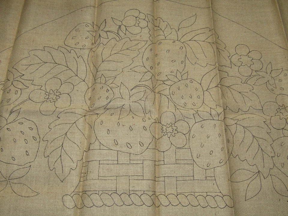 JOAN MOSHIMER BURLAP RUG HOOKING PATTERN #357 BASKET OF STRAWBERRIES 25" X 42" - Image 2 of 4