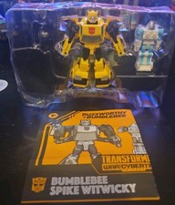 Transformers Buzzworthy Bumblebee collection Bumblebee and Spike Witwicky