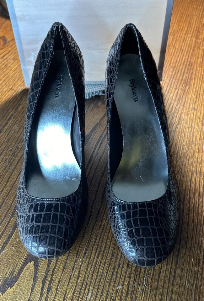 Style & Co. Tacón de cuero con estampado de cocodrilo para mujer marrón oscuro talla 9 M ¡Encantador! Foto 2 de 4