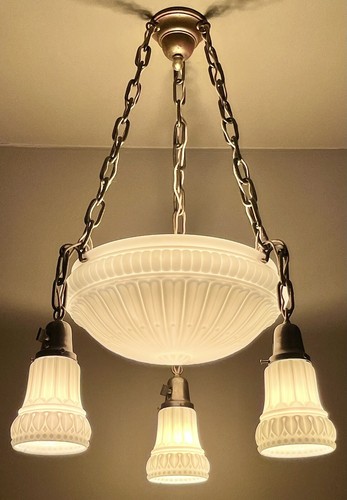 Vintage 1920s Gravity Bowl Pan Chandelier With Milk Glass Shades - Restored! - Picture 9 of 12