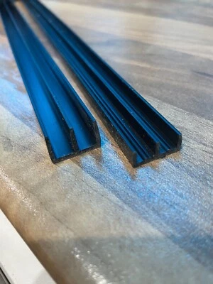 STEVEO 4’ (122cm) Glass / Vivarium Track Set Black 17mm Wide Suit 4 Or 6mm Glass