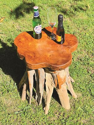Kleiner hölzerner Beistelltisch Treibholz Endlampe Tisch handgeschnitzt Teak Wurzel H45cm