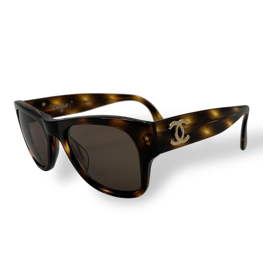 CHANEL ココマーク　ブラック サングラス　02462 CHANEL シャネル ココマーク ブラックフレーム サングラス 眼鏡