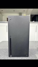 Xbox Series x 1TB 1 Razer Tournament Edition Controller 1 Razer WirelessHeadset