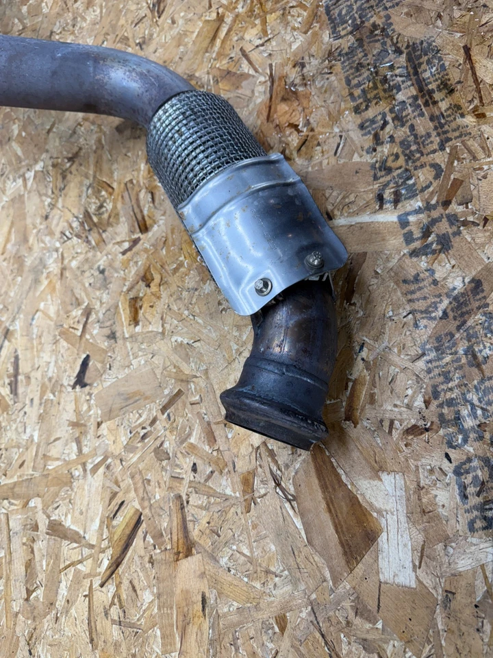 INFINITI QX30 2017-2019 OEM MOTOR ESCAPE TUBO DELANTERO CONJUNTO 2.0T Foto 3 de 4