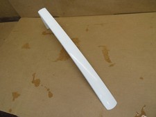 Frigidaire Refrigerator Door Handle - White Part  5304511147 5303918823